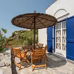 Sunrock - Menexes Lejlighedshotel