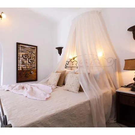 Sunrock - Menexes Aparthotel Stelida (Naxos)