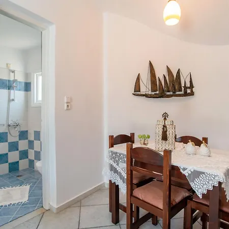 Sunrock - Menexes Aparthotel