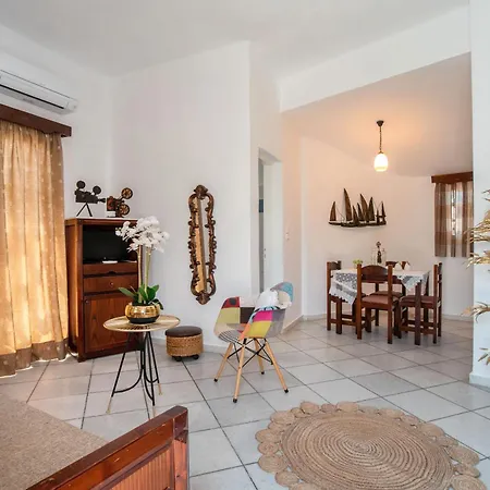 Sunrock - Menexes מלון דירות 4*