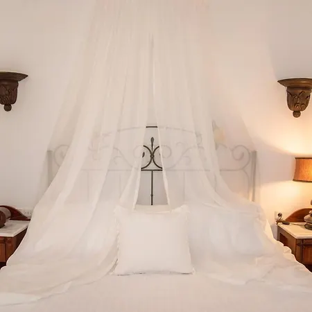 Aparthotel Sunrock - Menexes *