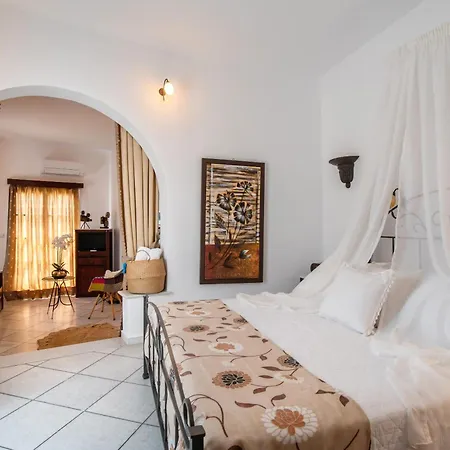 Sunrock - Menexes * Stelida (Naxos)