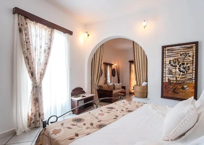 Sunrock - Menexes Aparthotel 4*