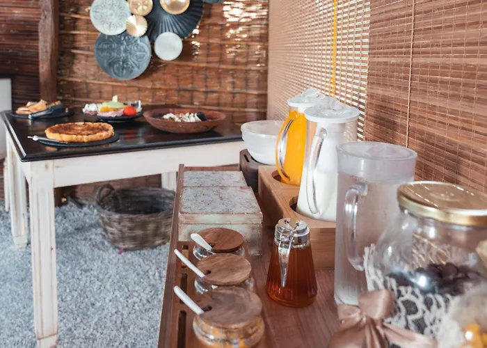 Sunrock - Menexes Naxos City